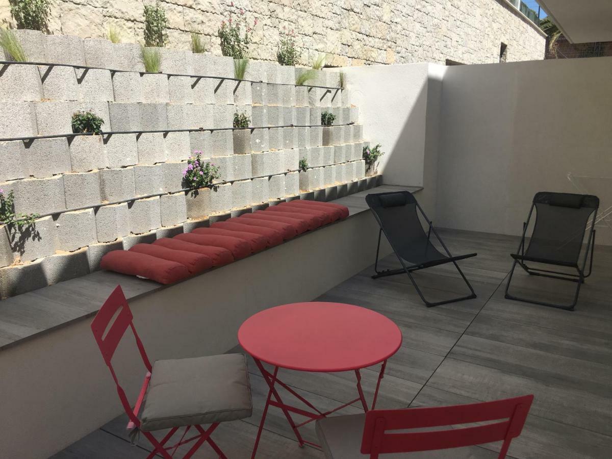Studio De Prestige Dans Residence Face A La Mer 邦多勒 外观 照片