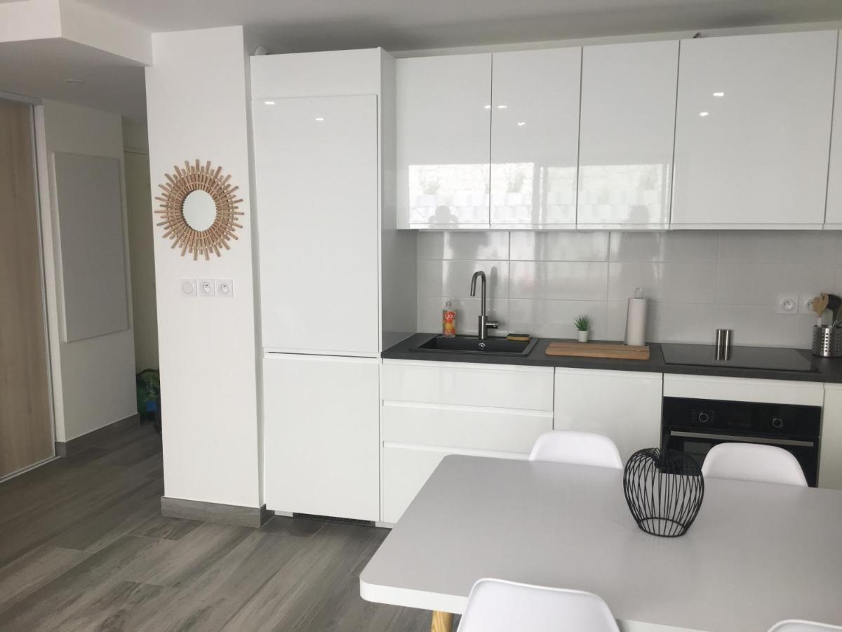 Studio De Prestige Dans Residence Face A La Mer 邦多勒 外观 照片